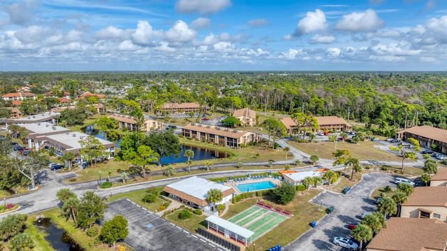 11 QUAILS RUN BOULEVARD 2, Englewood, FL 34223