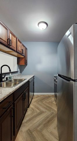 12844 Nicollet Avenue 102, Burnsville, MN 55337