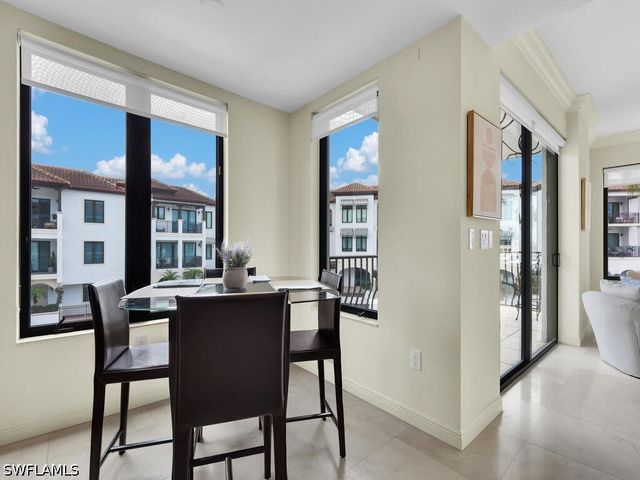 1490 5th AVE S 200A, Naples, FL 34102