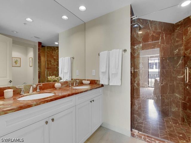 1490 5th AVE S 200A, Naples, FL 34102