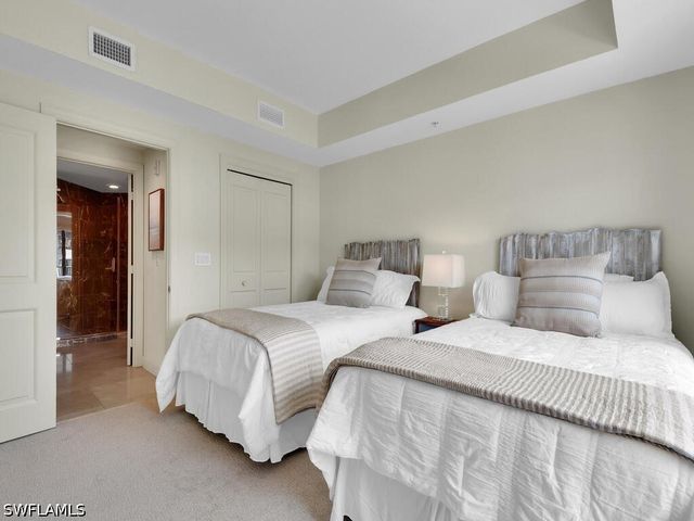 1490 5th AVE S 200A, Naples, FL 34102