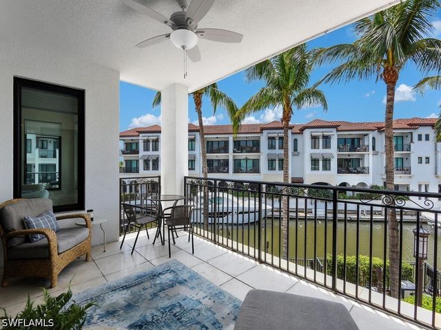 1490 5th AVE S 200A, Naples, FL 34102