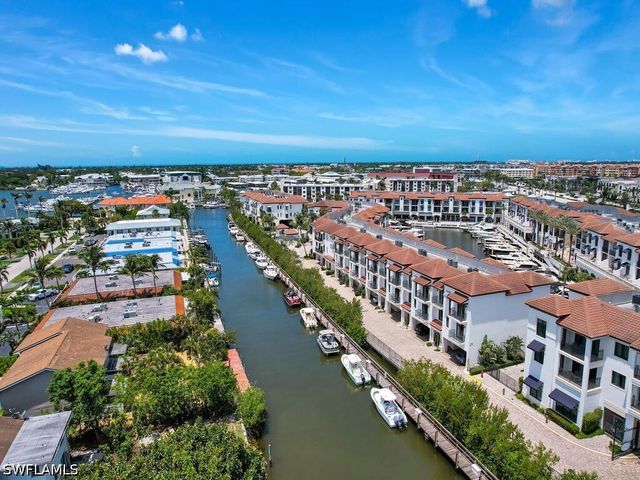 1490 5th AVE S 200A, Naples, FL 34102