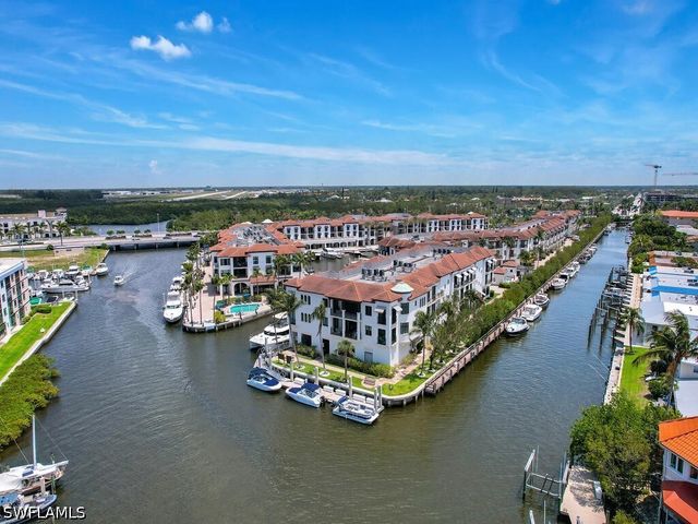 1490 5th AVE S 200A, Naples, FL 34102