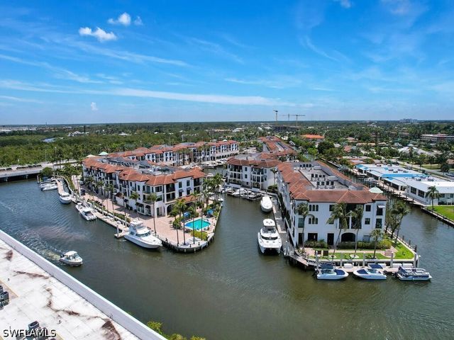 1490 5th AVE S 200A, Naples, FL 34102