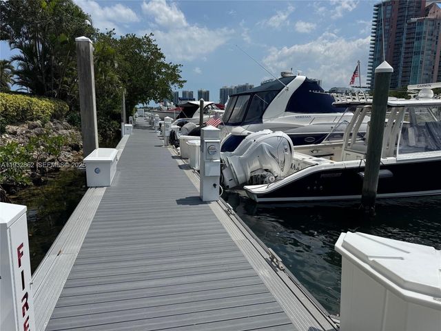 3530 Mystic Pointe Dr 1212, Aventura, FL 33180