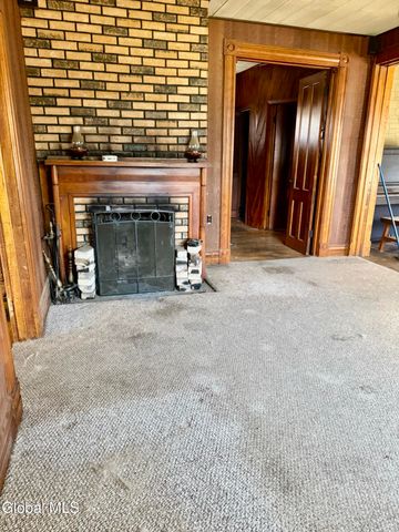 16 Grove Avenue, Glens Falls, NY 12801