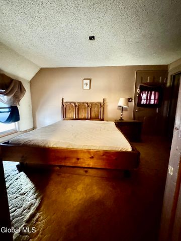 16 Grove Avenue, Glens Falls, NY 12801