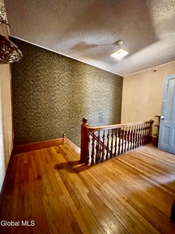 16 Grove Avenue, Glens Falls, NY 12801