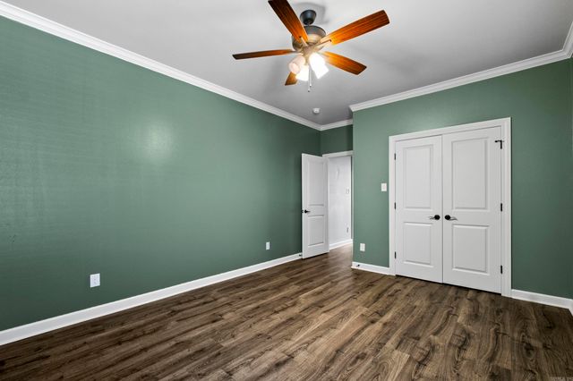 9824 Oak Forest Lane, Sherwood, AR 72120