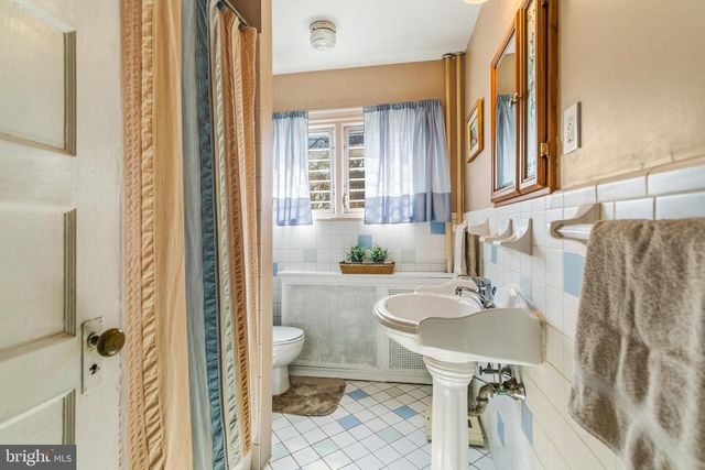 341 OWEN AVE, Lansdowne, PA 19050