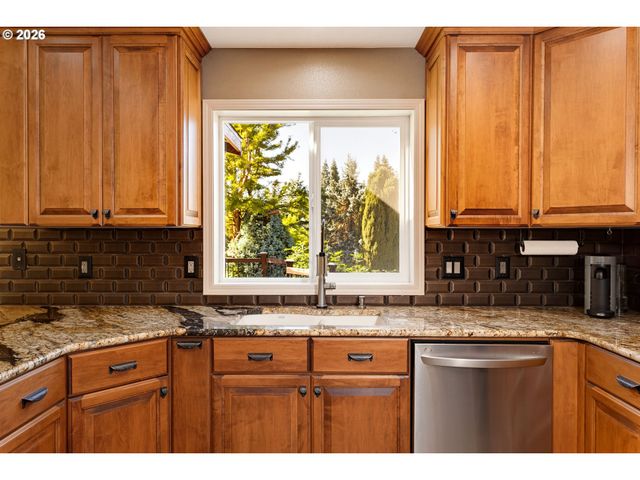 34602 Ne 49TH Pl, La Center, WA 98629