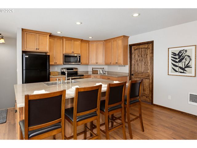 34602 Ne 49TH Pl, La Center, WA 98629