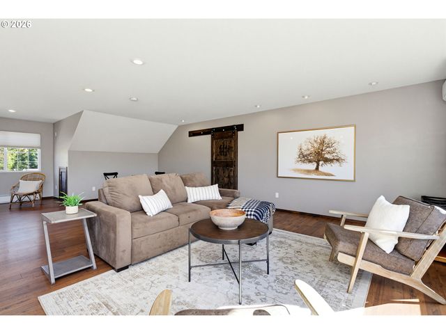 34602 Ne 49TH Pl, La Center, WA 98629