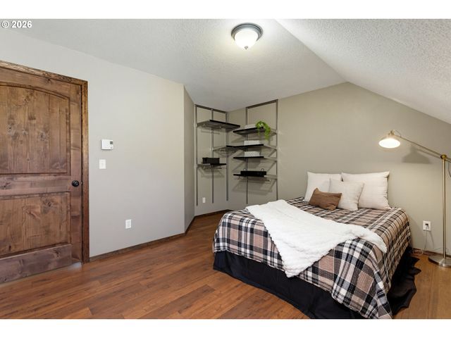 34602 Ne 49TH Pl, La Center, WA 98629