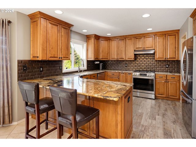 34602 Ne 49TH Pl, La Center, WA 98629