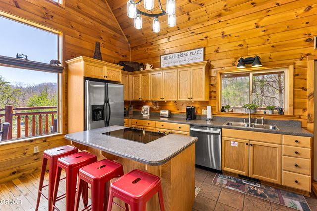 2971 Drue Fox Way, Sevierville, TN 37862