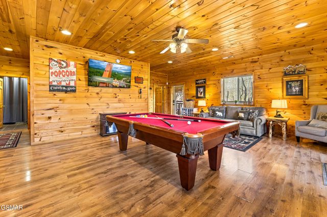 2971 Drue Fox Way, Sevierville, TN 37862
