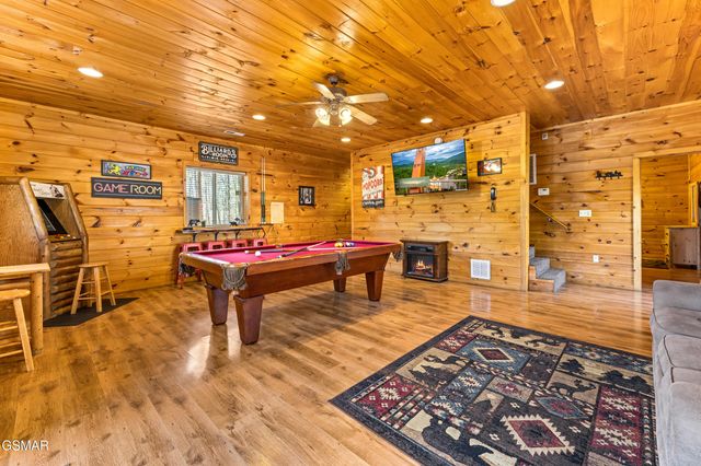 2971 Drue Fox Way, Sevierville, TN 37862