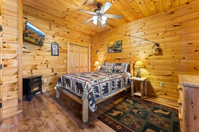 2971 Drue Fox Way, Sevierville, TN 37862