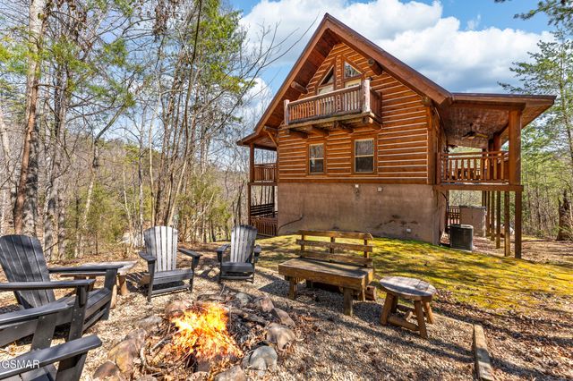 2971 Drue Fox Way, Sevierville, TN 37862