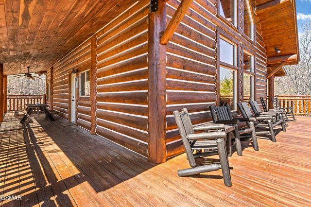 2971 Drue Fox Way, Sevierville, TN 37862