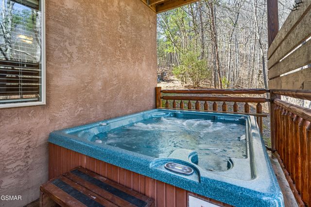 2971 Drue Fox Way, Sevierville, TN 37862