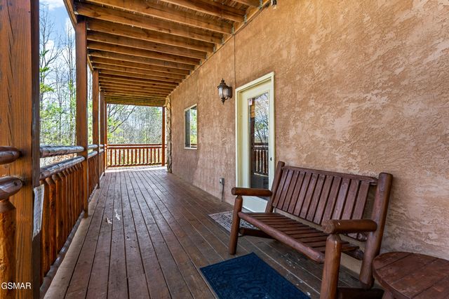 2971 Drue Fox Way, Sevierville, TN 37862