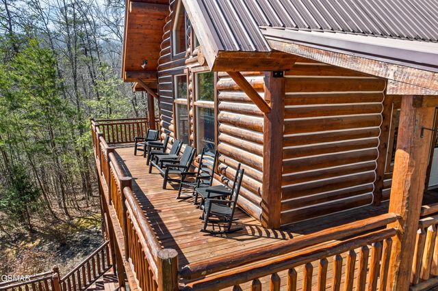 2971 Drue Fox Way, Sevierville, TN 37862