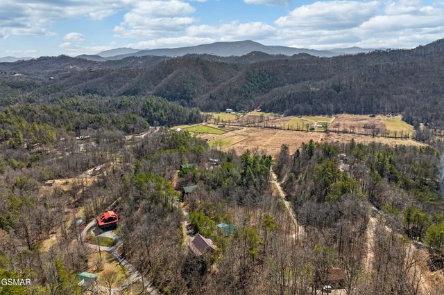 2971 Drue Fox Way, Sevierville, TN 37862