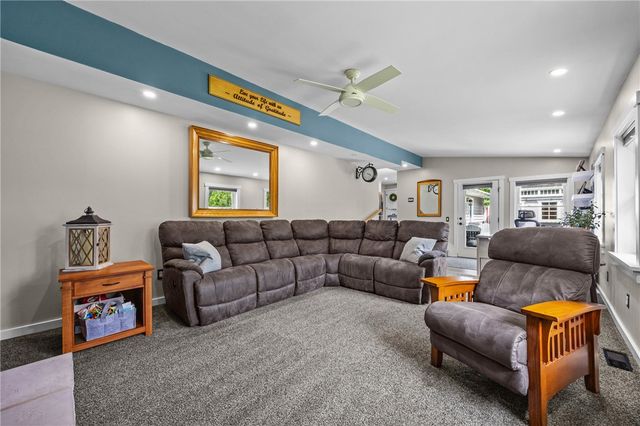 19 Dryer Avenue, Victor, NY 14564