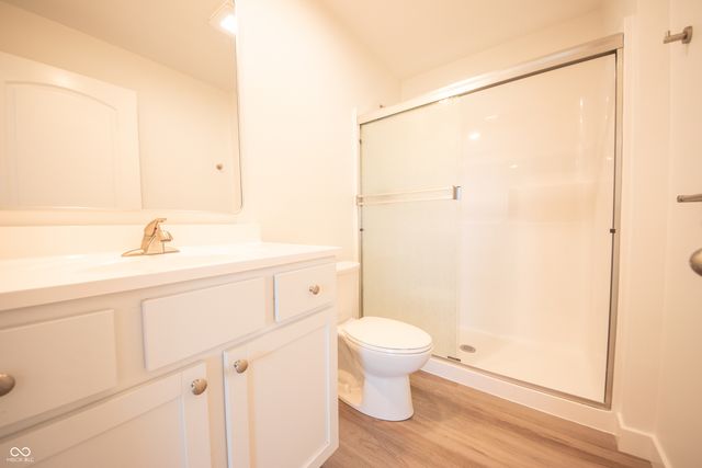 1592 W Paula Drive, Columbus, IN 47201