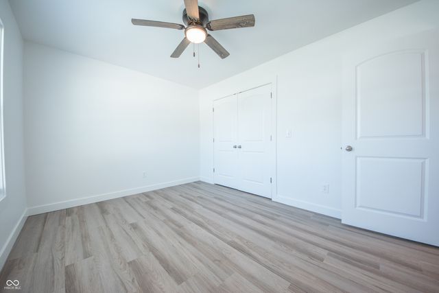 1592 W Paula Drive, Columbus, IN 47201