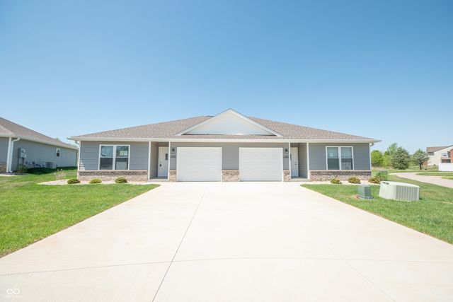 1592 W Paula Drive, Columbus, IN 47201