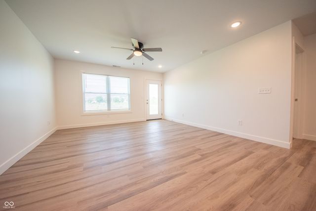 1592 W Paula Drive, Columbus, IN 47201