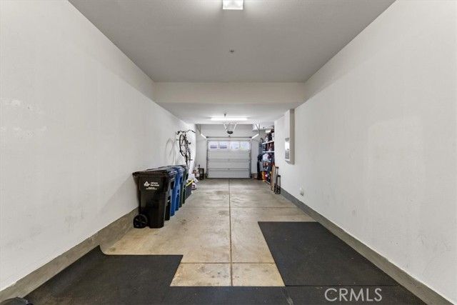 955 Sweetbriar Lane E, Azusa, CA 91702