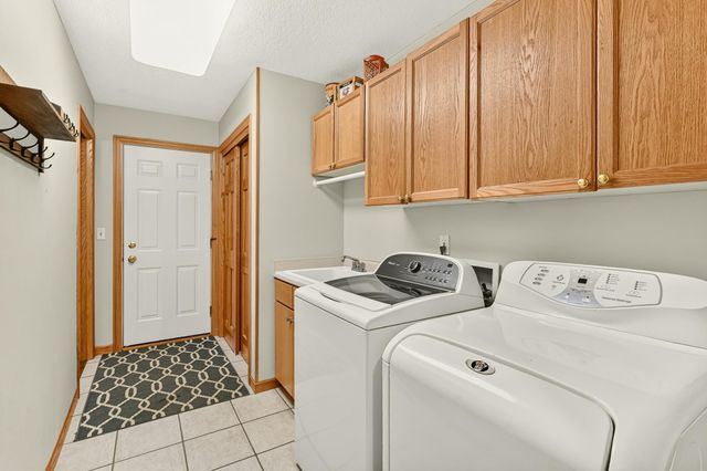 3407 Birchwood Lane SW, Rochester, MN 55902