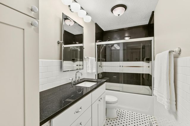 3407 Birchwood Lane SW, Rochester, MN 55902