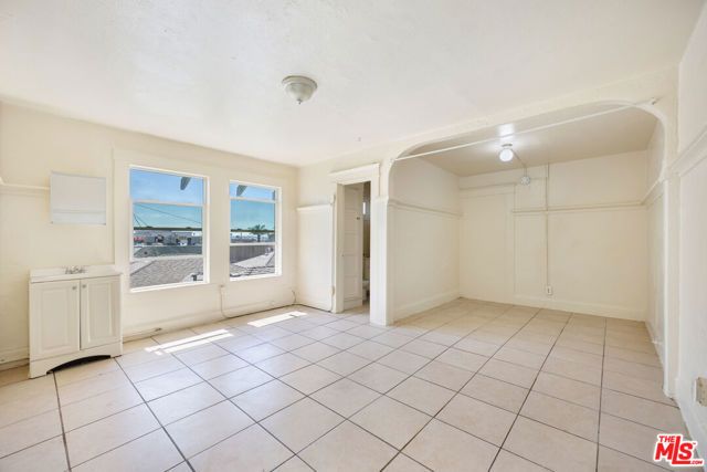 521 S Union Avenue, Los Angeles, CA 90017