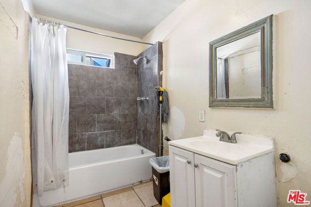 521 S Union Avenue, Los Angeles, CA 90017