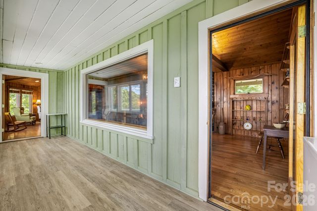 203 Laurel Lane, Little Switzerland, NC 28749