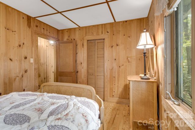203 Laurel Lane, Little Switzerland, NC 28749
