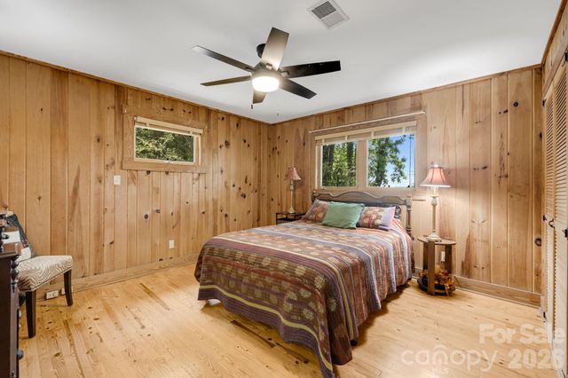 203 Laurel Lane, Little Switzerland, NC 28749