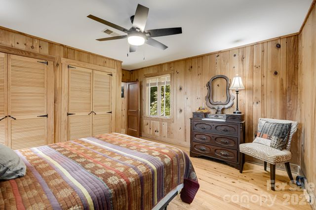 203 Laurel Lane, Little Switzerland, NC 28749