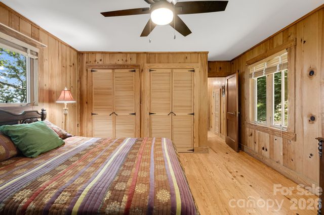 203 Laurel Lane, Little Switzerland, NC 28749