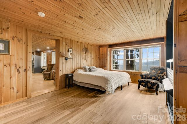 203 Laurel Lane, Little Switzerland, NC 28749
