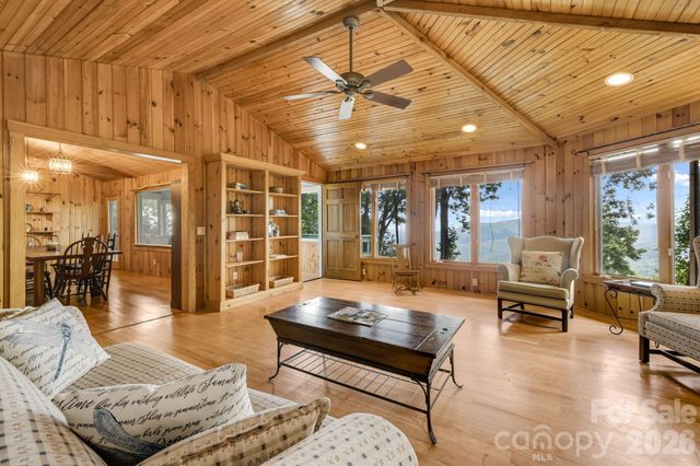 203 Laurel Lane, Little Switzerland, NC 28749