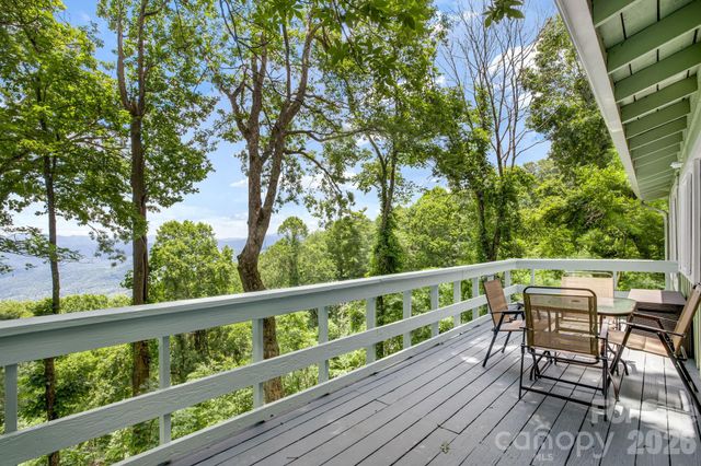 203 Laurel Lane, Little Switzerland, NC 28749