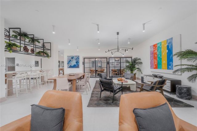 225 N Miami 3109 3109, Miami, FL 33128