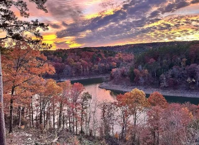 170 Lynn Creek Dr, Fairfield Bay, AR 72088